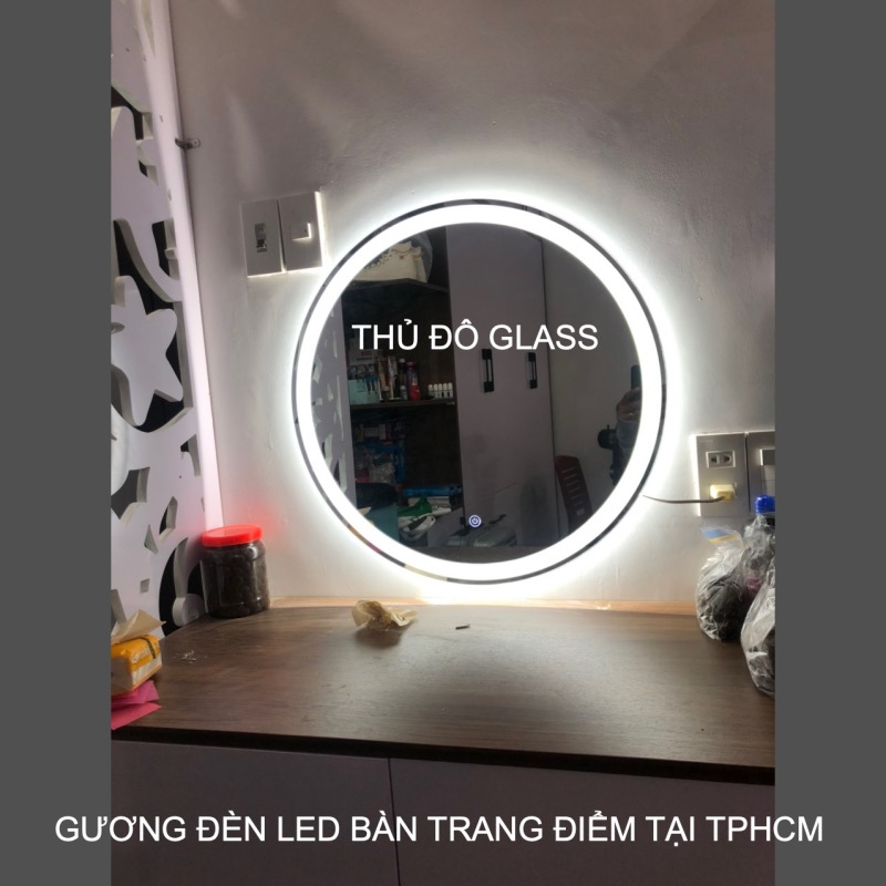 Gương Đèn LED Cảm Ứng Giá Rẻ TPHCM