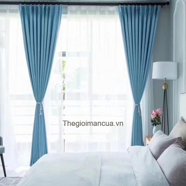 Rèm cửa chống nắng căn hộ chung cư gia đình